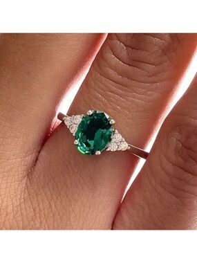 Oval Green Emerald and Zircon Gemstone Ring